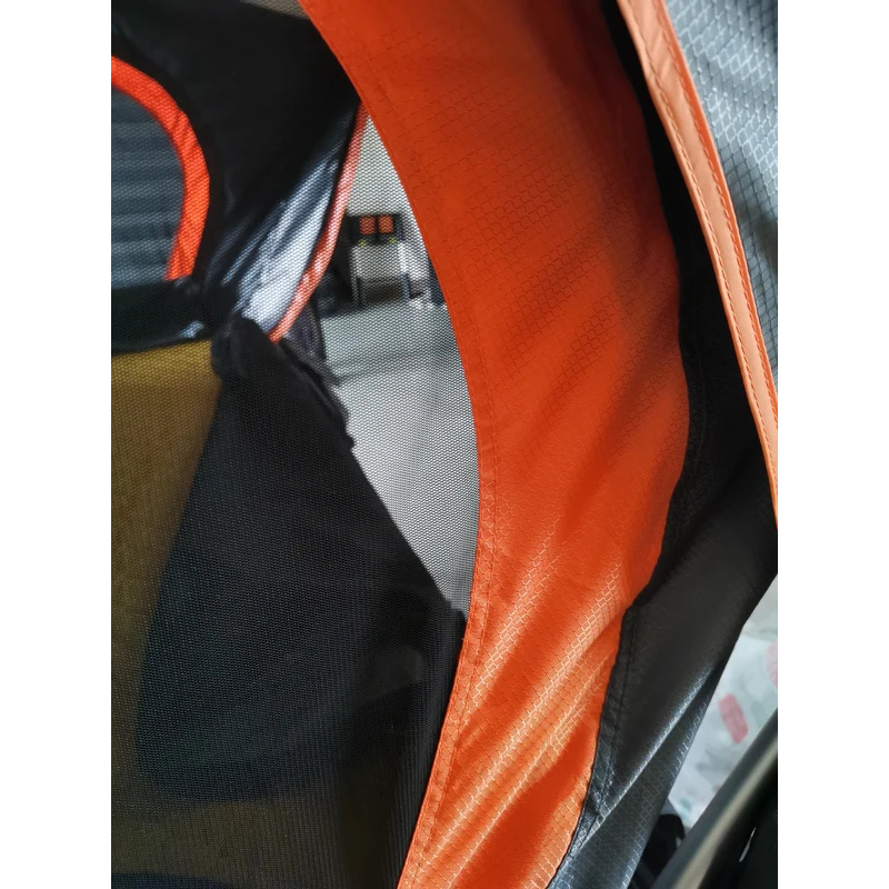 3～4人用大型スペース320G防水UVカットポリエステルテン - Outdoor Adventure Uva のレビューと価格